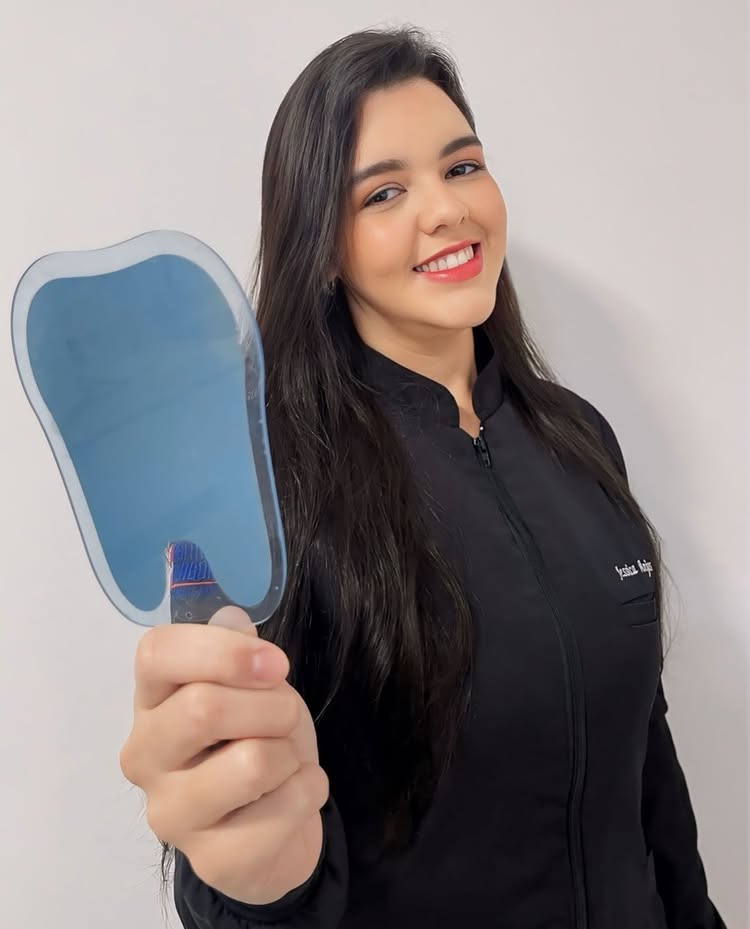 Dra. Jéssica Anjos, responsável técnica da Bem Mais Sorrir